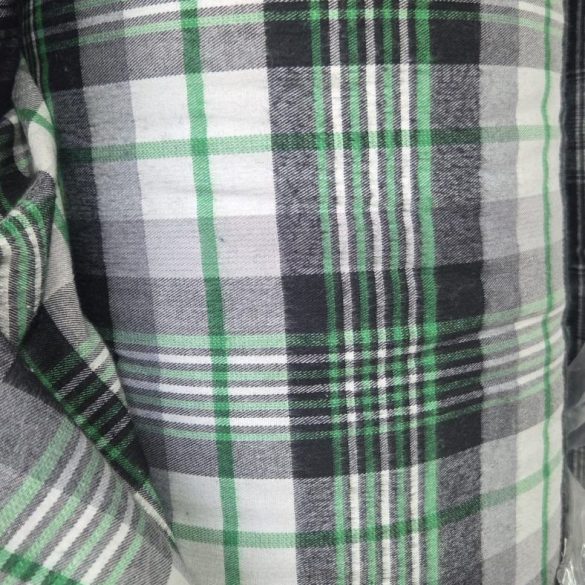 Material in carouri verde si alb, tesatura flanel pentru camasi, din stocul Suntex