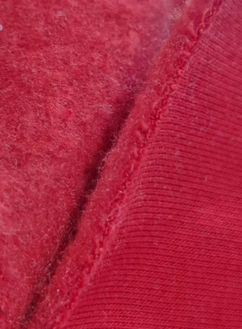 Material 3 fire flausat, rosu, cu interior flausat pufos